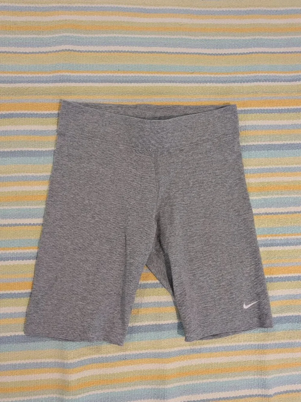⭐ Nike Gray Bike Shorts size Medium